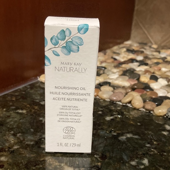 🆕 Mary Kay Naturally Nourishing Oil! 💥 - Picture 7 of 10